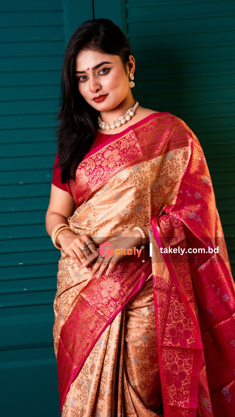 কাঞ্চিপুরম কাতান শাড়ি ব্লাউজ পিস সহ। PKS-22