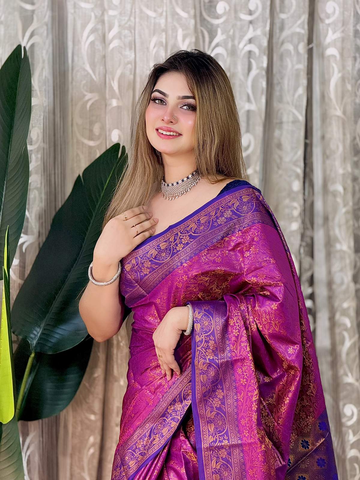 সফ্ট সিল্ক কাতান শাড়ি ব্লাউজ পিস সহ। PKS-01